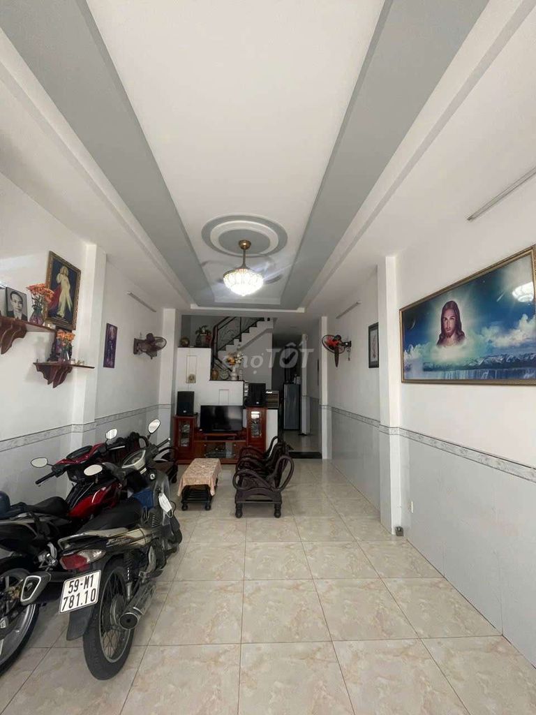Bán Nhà hẻm Tân Hương 4X15 Trệt 2 lầu st