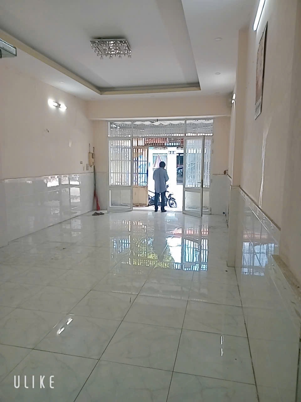 Bán Nhà mặt tiền Dương Văn Dương 4.5x15 cấp 4