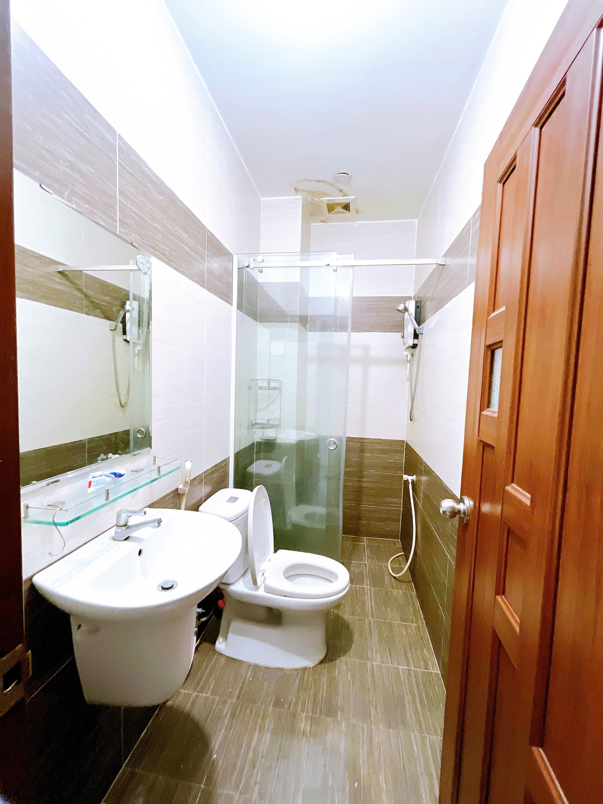 Bán Nhà hẻm Lê Liễu 4m x 10m  1 trệt 1 lầu 2 pn (bao sang tên)