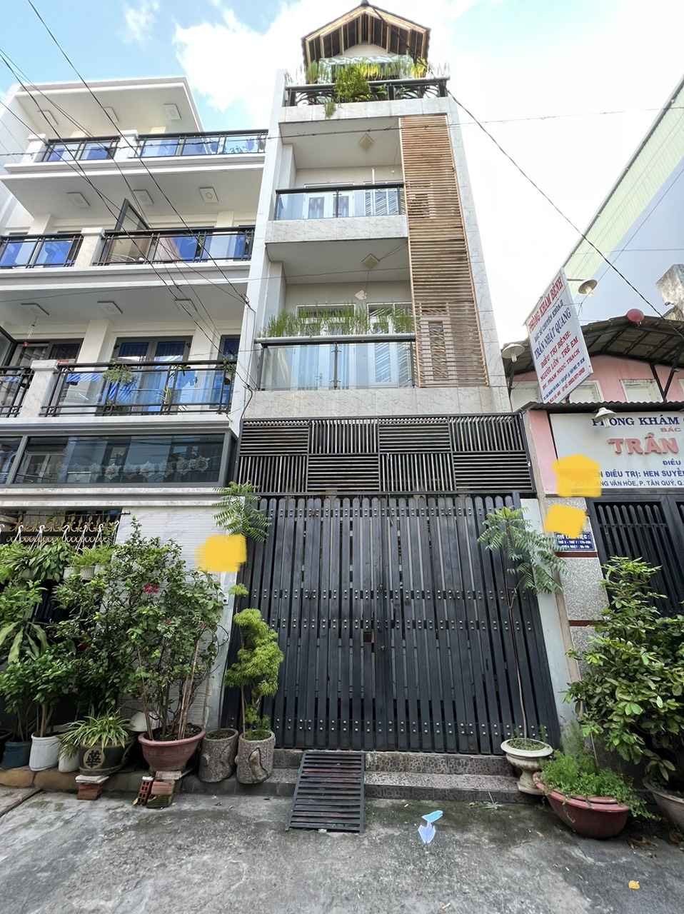Bán Nhà mặt tiền Hoàng Văn Hòe 4x17m(68m2) 2 lầu st