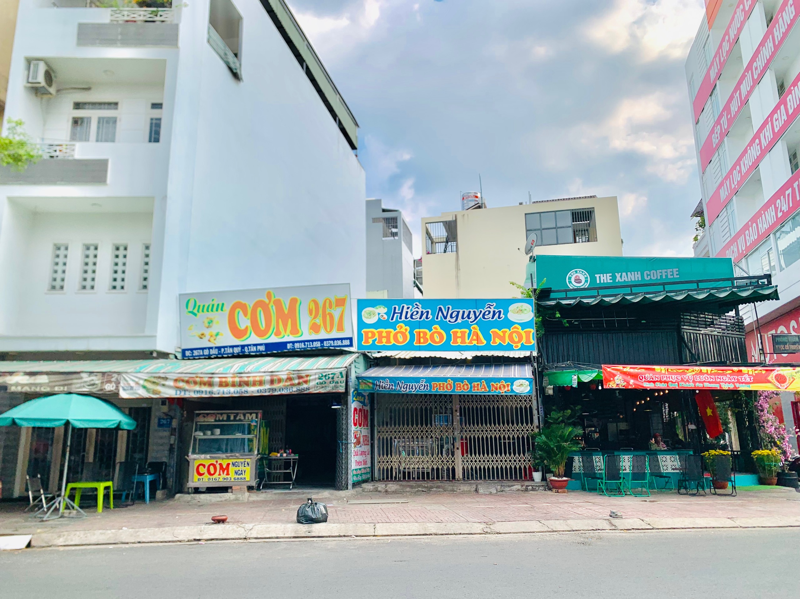Bán Nhà mặt tiền Gò Dầu 4m x 19m Cấp 4 đang cho thuê