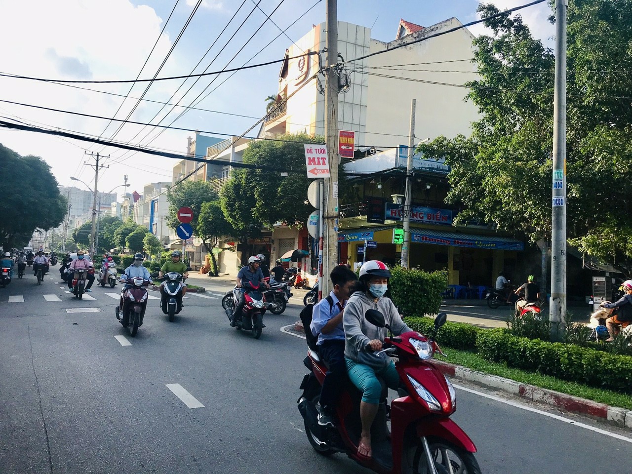 Bán Nhà mặt tiền Nguyễn Cửu Đàm 4x21 1 trệt 3 lầu