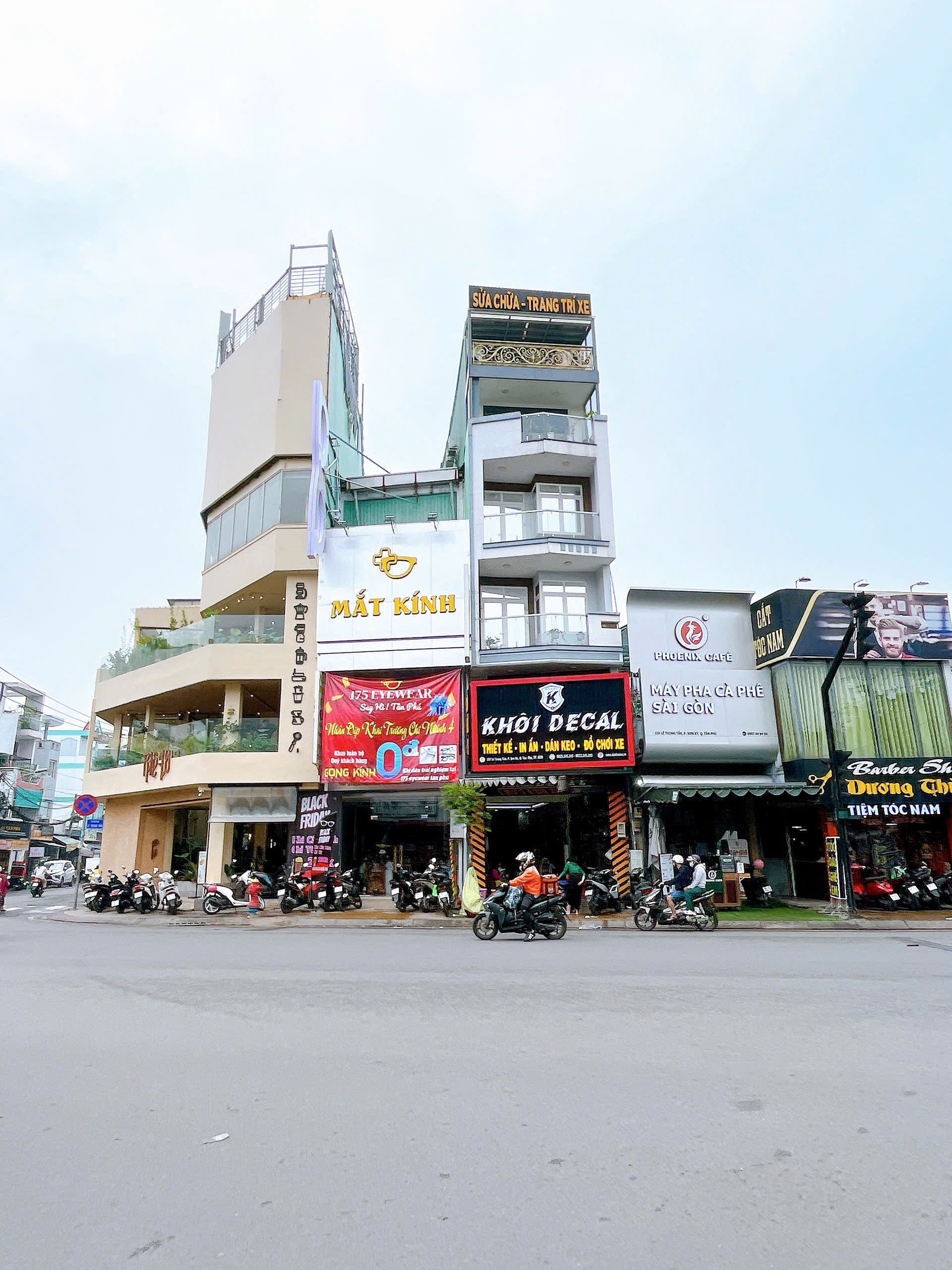 Bán Nhà mặt tiền Lê Trọng Tấn 4.5m x 24m TH 4,15m 1 trệt 3 lầu chưa hoàn công. Đang cho thuê 25tr