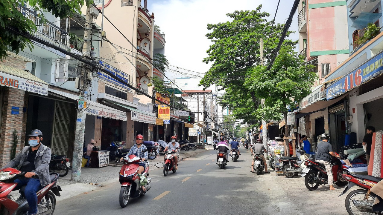 Bán Nhà mặt tiền Phú Thọ Hòa 8x18 1 lầu