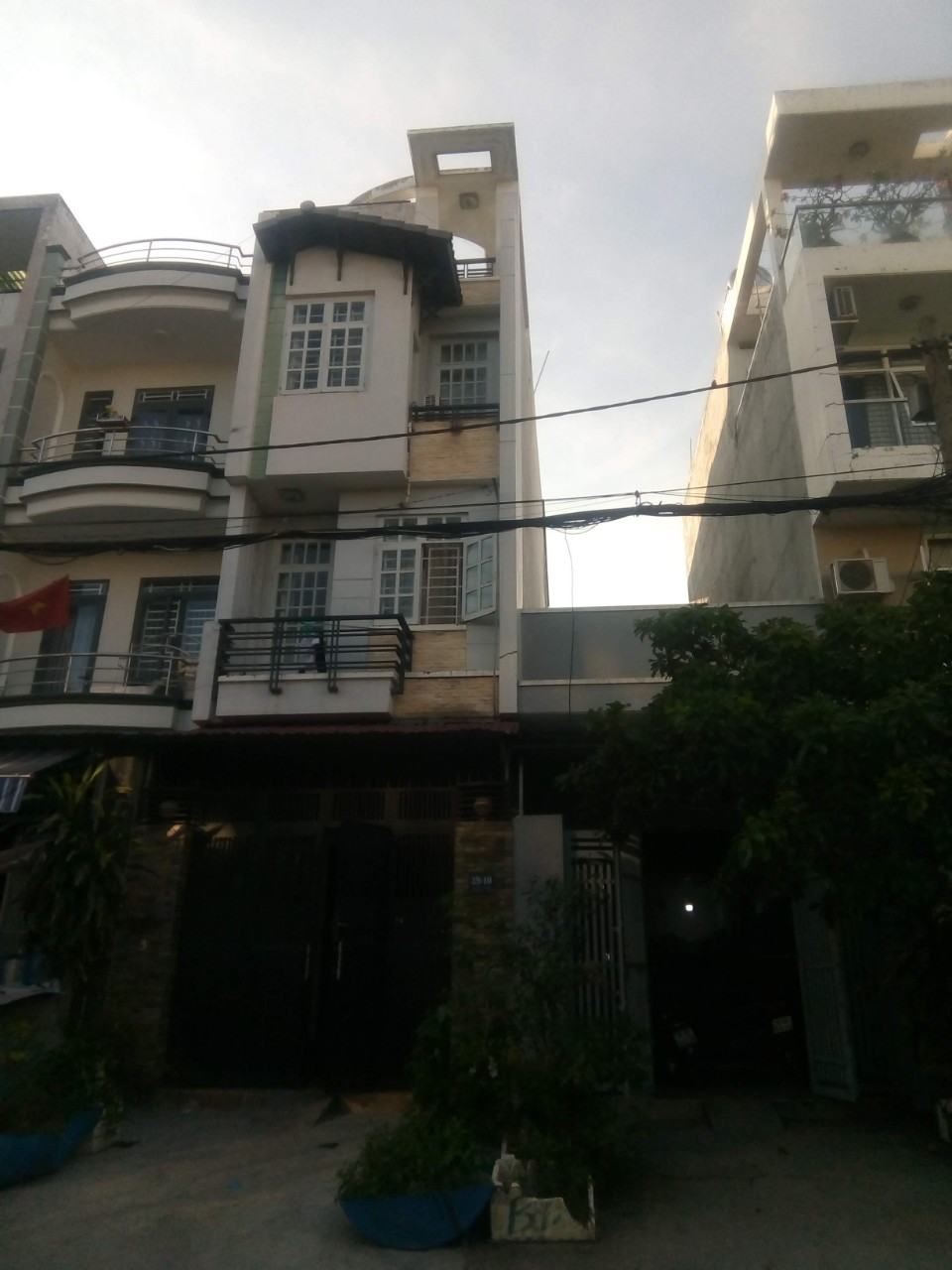 Bán Nhà hẻm Nguyễn Cửu Đàm 4x19(76m2) 2 lầu st, hẻm 20m