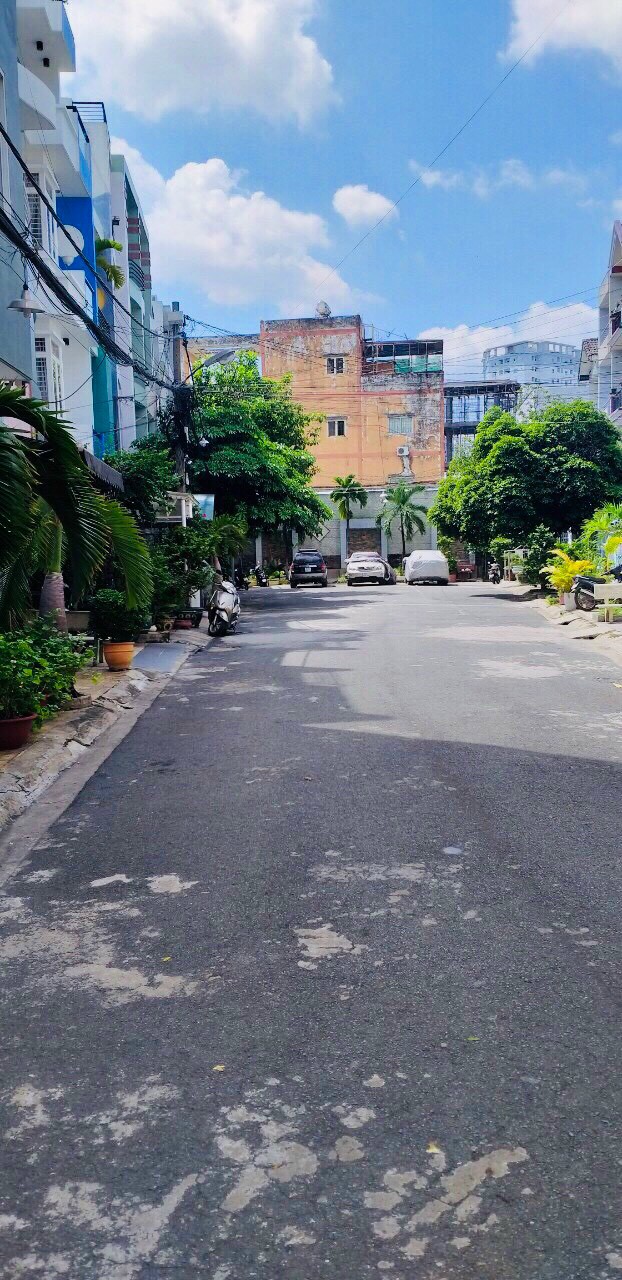 Bán Nhà hẻm Trịnh Đình Trọng 4x22(88m2) 2 lầu , đường 15m, DTSD 197m2