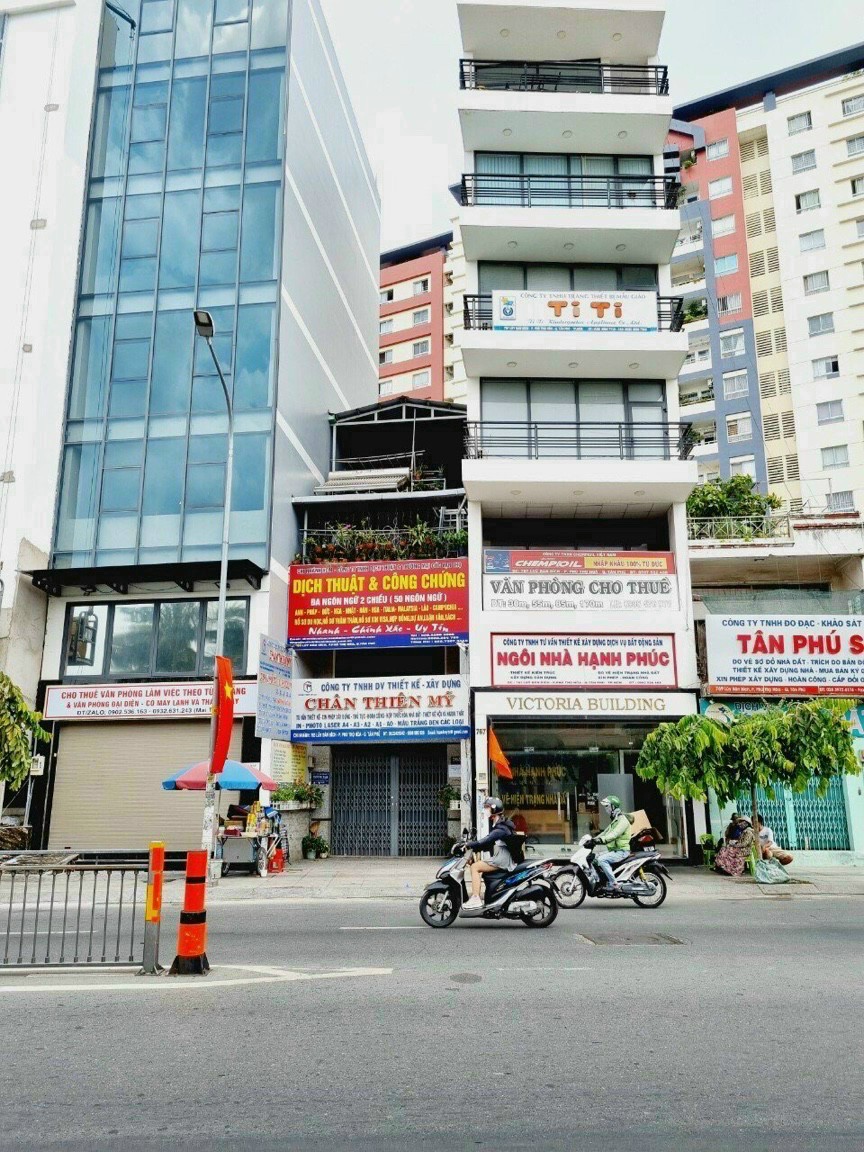 Bán Nhà mặt tiền Lũy Bán Bích 4.5x33m  Nở hậu 4,7m trệt lửng 1 lầu