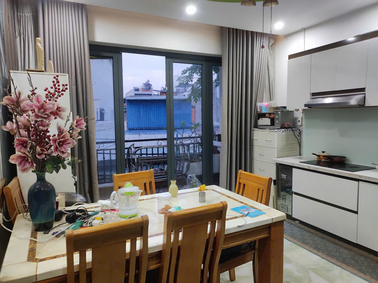 Bán Nhà hẻm Bình Long 65.4 1 trệt 2 lầu sân thượng