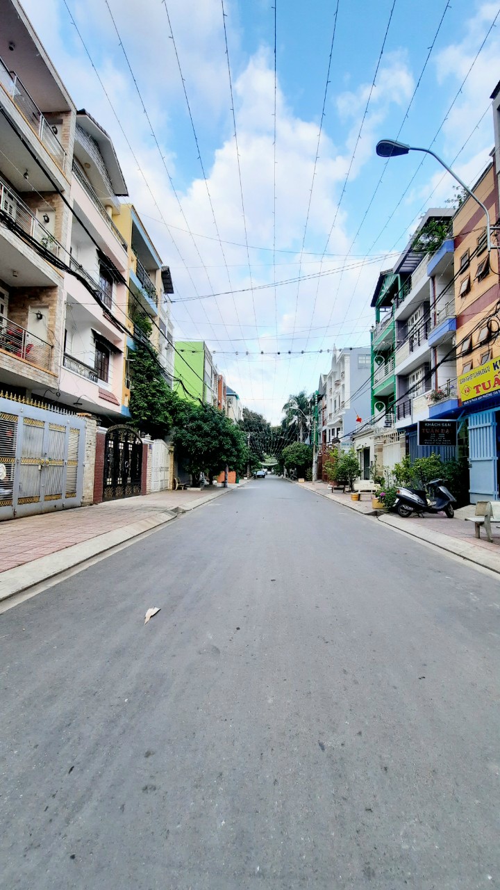 Bán Nhà hẻm Phan Anh 5x16(80m2) 2 lầu st,hẻm 12m thông
