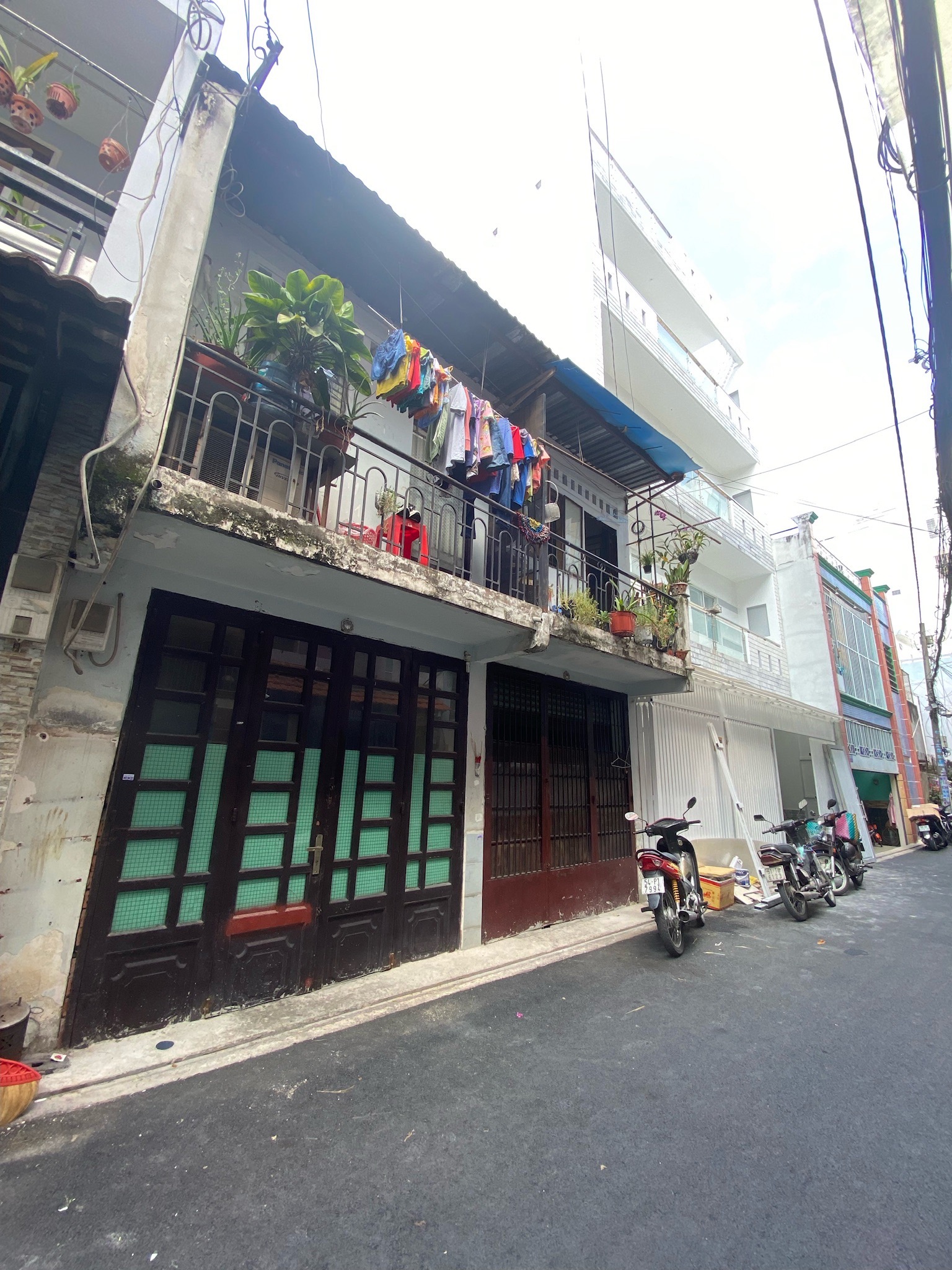 Bán Nhà hẻm Lũy Bán Bích 14x6m cấp 4 + 4 tấm,đang cho thuê 18tr/th