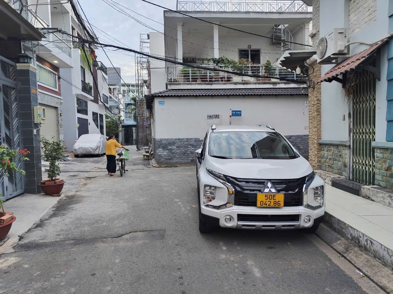 Bán Nhà hẻm Vườn Lài 4,6m x 30m  Cấp 4